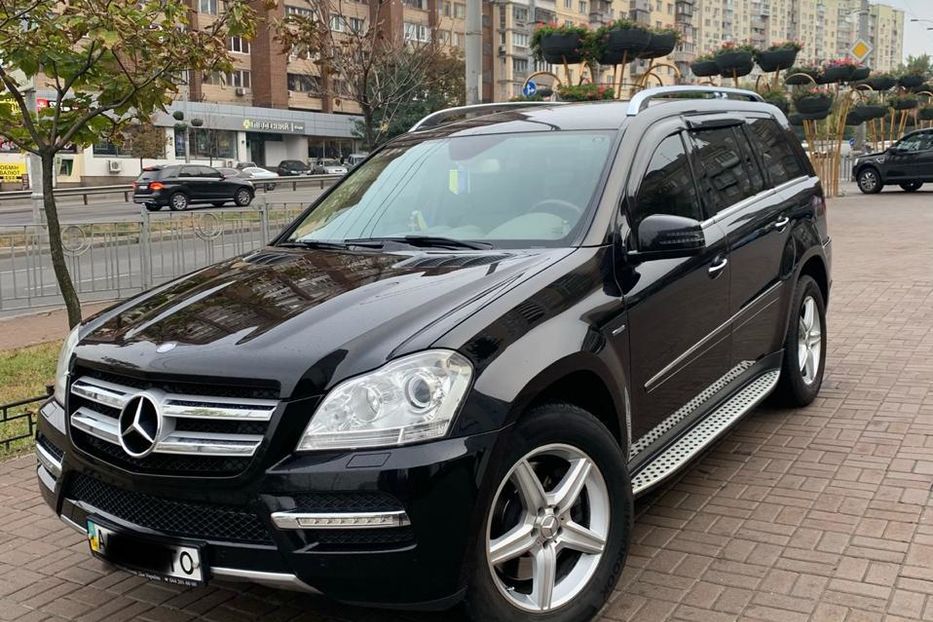 Продам Mercedes-Benz GL 350 2012 года в Киеве