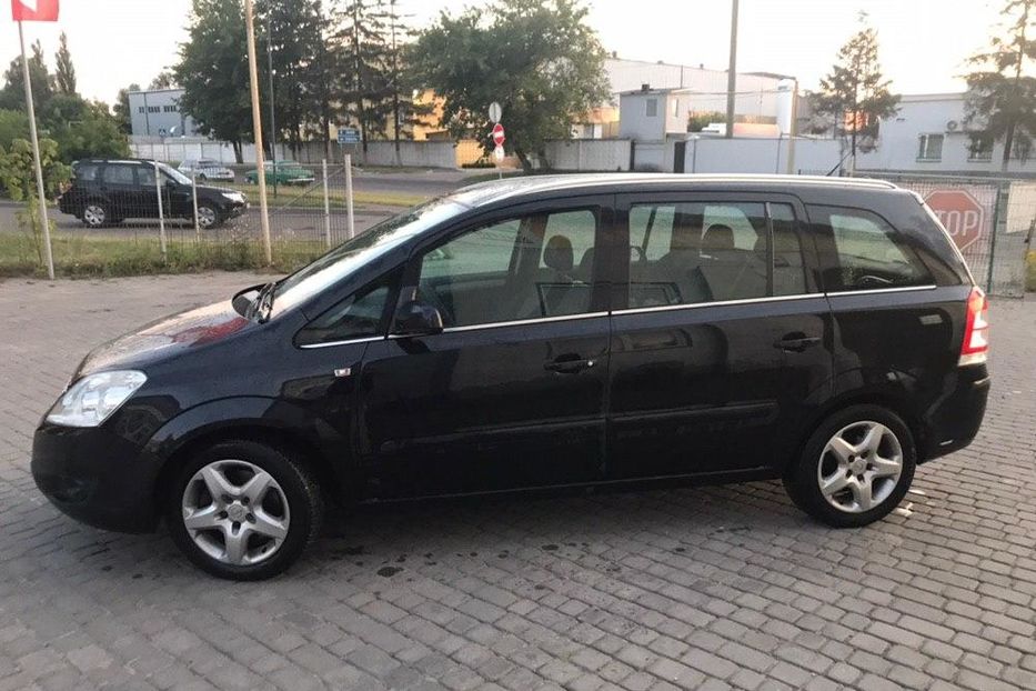 Продам Opel Zafira Irmscher 2009 года в Львове