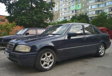 Продам Mercedes-Benz C-Class 180 1994 года в г. Хорол, Полтавская область