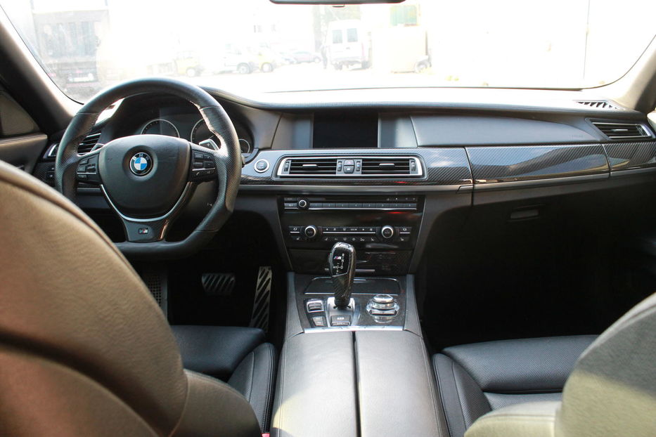 Продам BMW 750 EXCLUSIVE 2011 года в Киеве