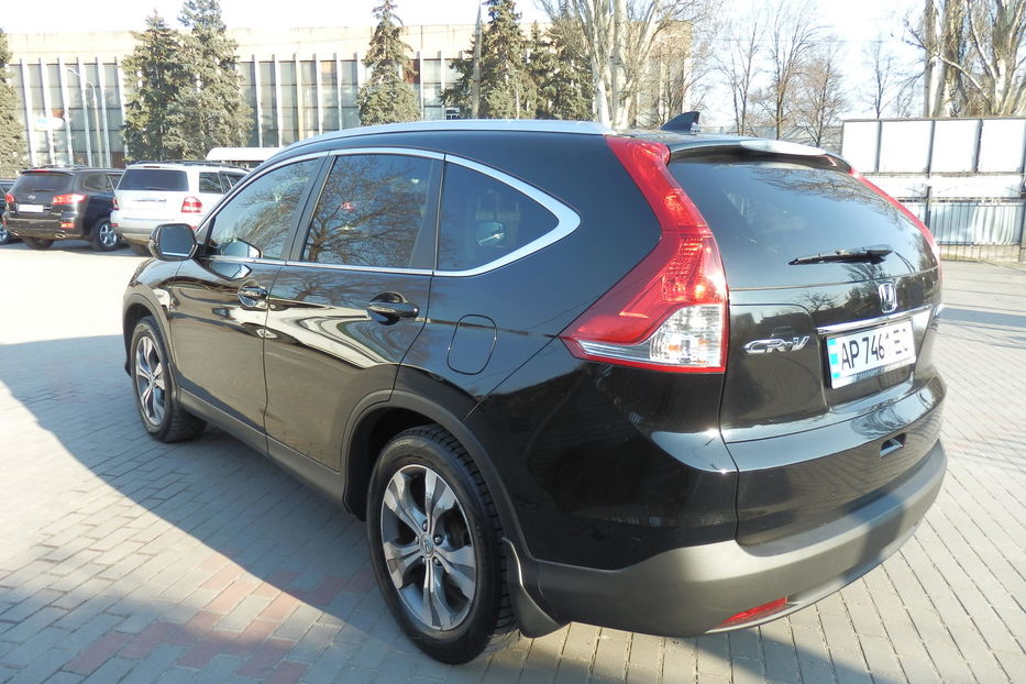 Продам Honda CR-V AT 2014 года в Запорожье