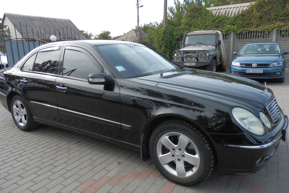 Продам Mercedes-Benz E-Class 4 matic 2004 года в Запорожье