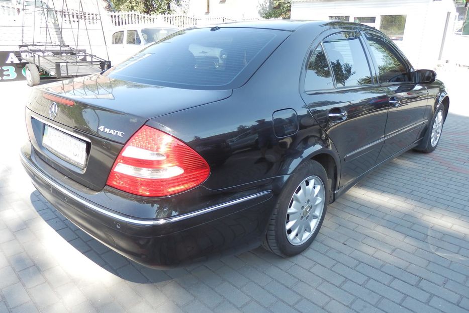 Продам Mercedes-Benz E-Class 4 matic 2004 года в Запорожье