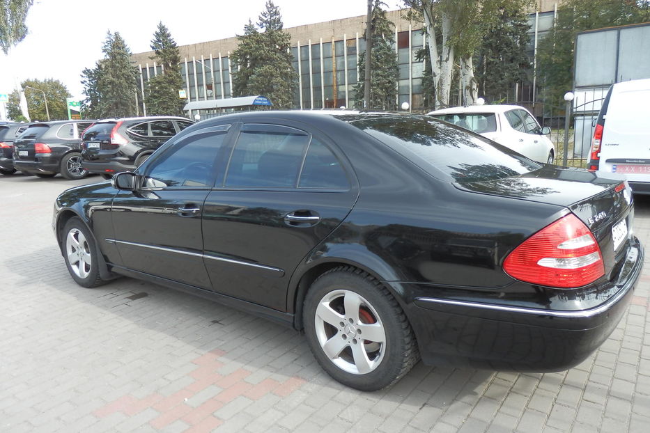 Продам Mercedes-Benz E-Class 4 matic 2004 года в Запорожье