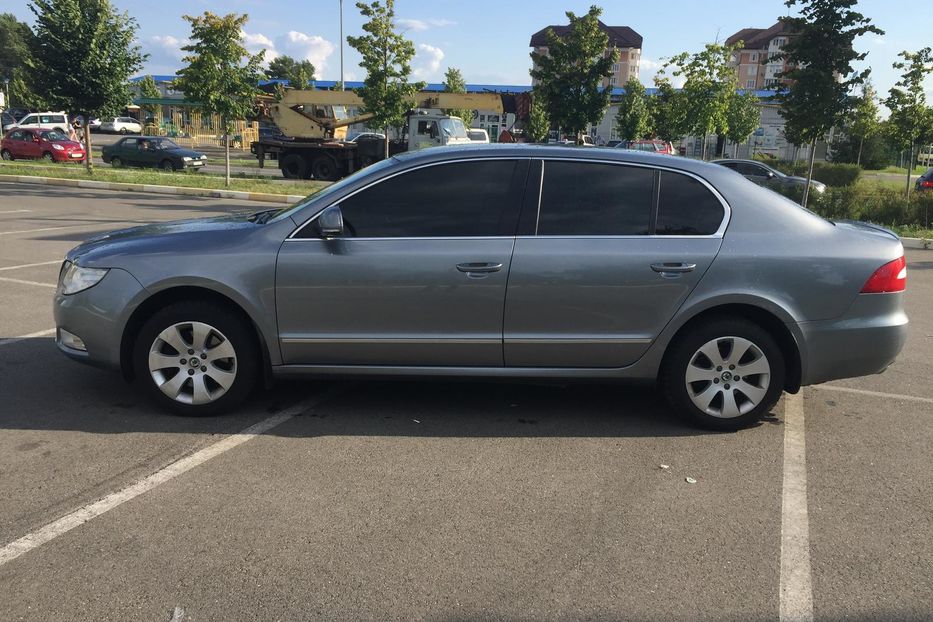 Продам Skoda Superb 1.8 АВТОМАТ 2012 года в Киеве