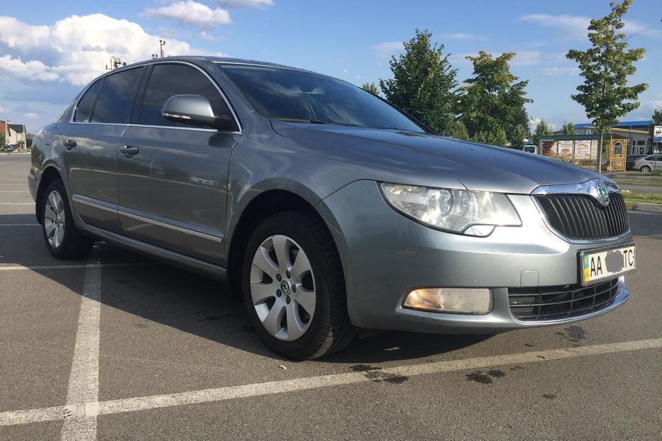 Продам Skoda Superb 1.8 АВТОМАТ 2012 года в Киеве