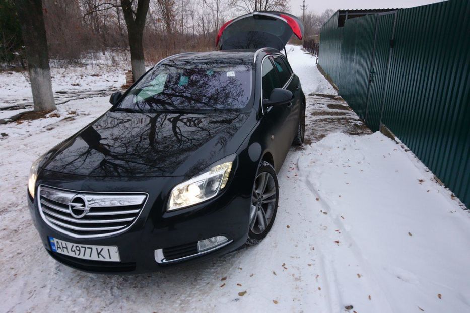 Продам Opel Insignia 2013 года в г. Артемовск, Донецкая область