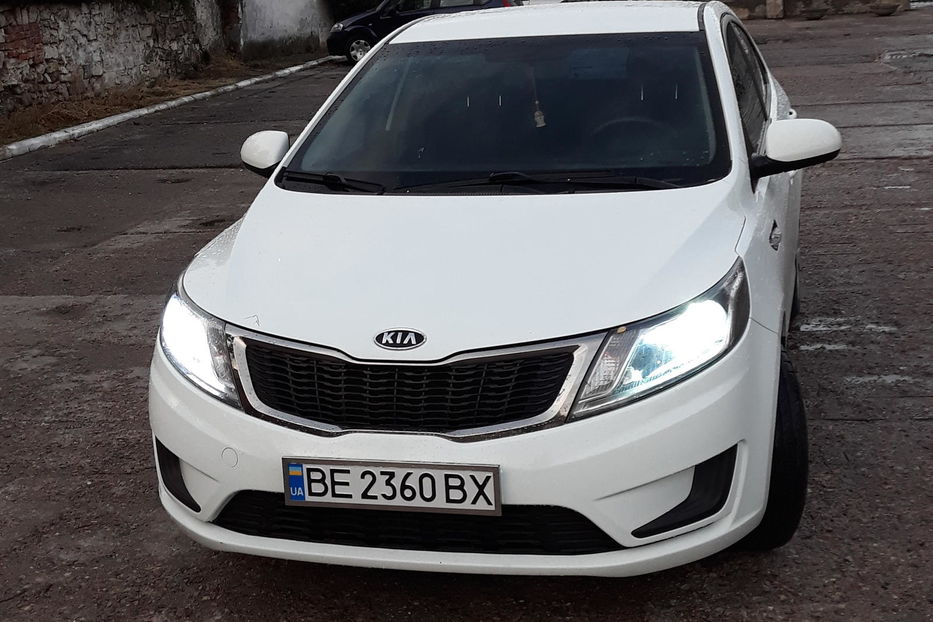 Продам Kia Rio Kia Rio 1.4 2012 года в Николаеве