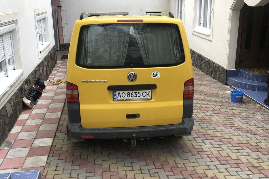 Продам Volkswagen T5 (Transporter) пасс. 2006 года в г. Хуст, Закарпатская область