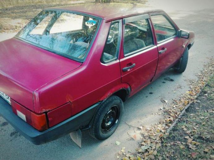 Продам ВАЗ 21099 1993 года в г. Кривой Рог, Днепропетровская область