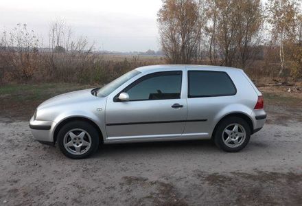 Продам Volkswagen Golf IV 2000 года в Киеве