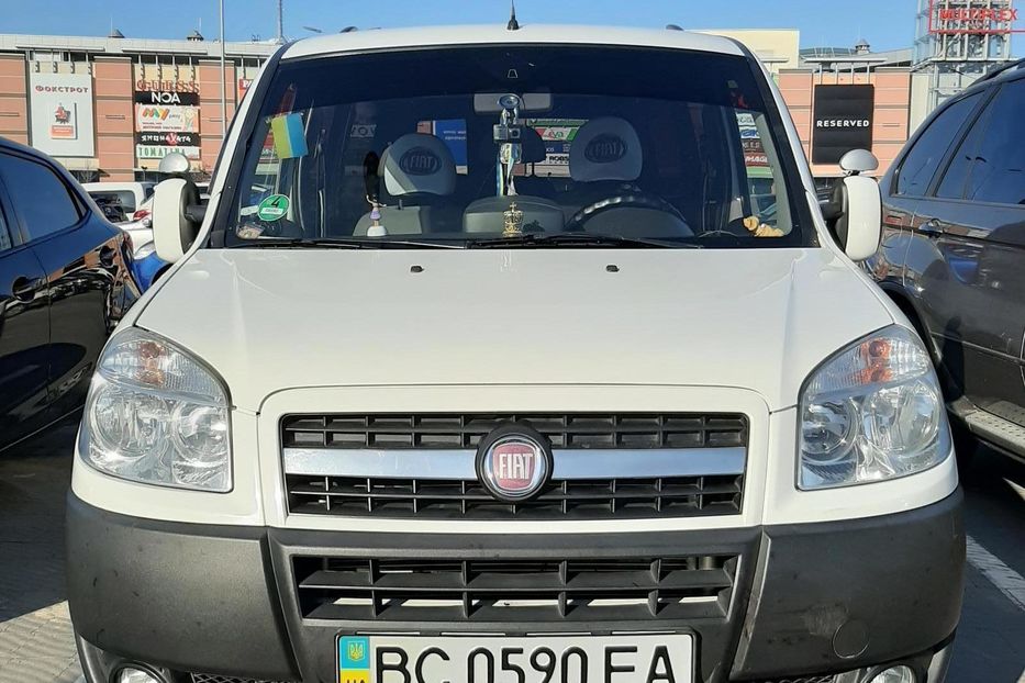 Продам Fiat Doblo пасс. MAXI 2009 2009 года в Львове