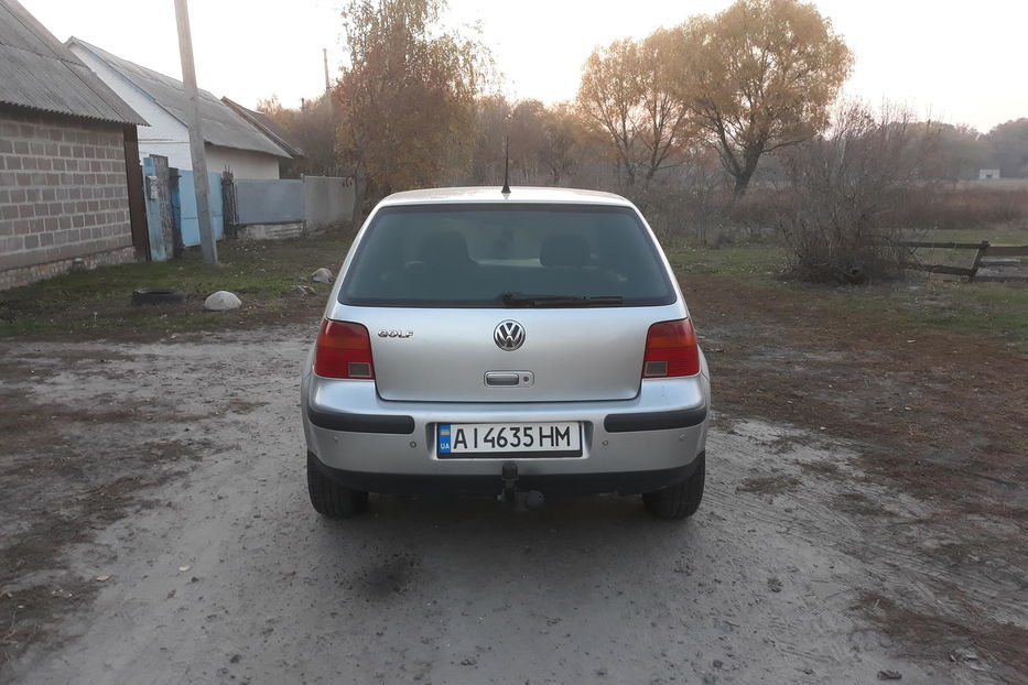 Продам Volkswagen Golf IV 2000 года в Киеве