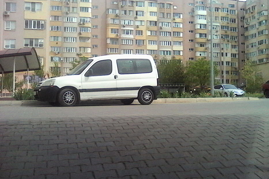 Продам Peugeot Partner пасс. Пошук... 2004 года в Одессе