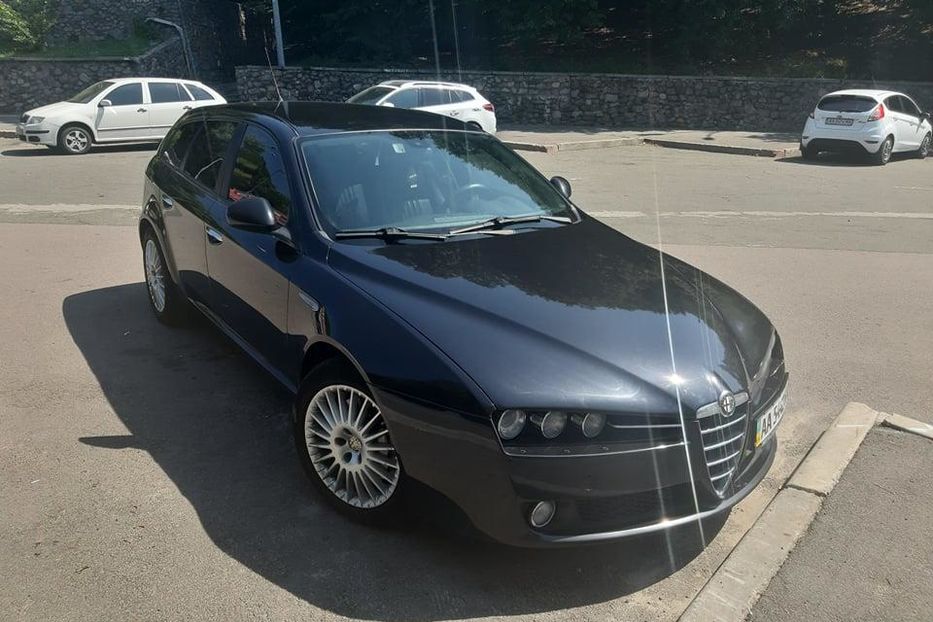 Продам Alfa Romeo 159 SW 2007 года в Киеве