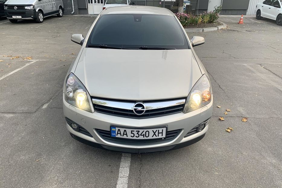 Продам Opel Astra H GTC 2005 года в Киеве