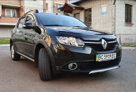 Продам Renault Sandero StepWay 2013 года в г. Дрогобыч, Львовская область