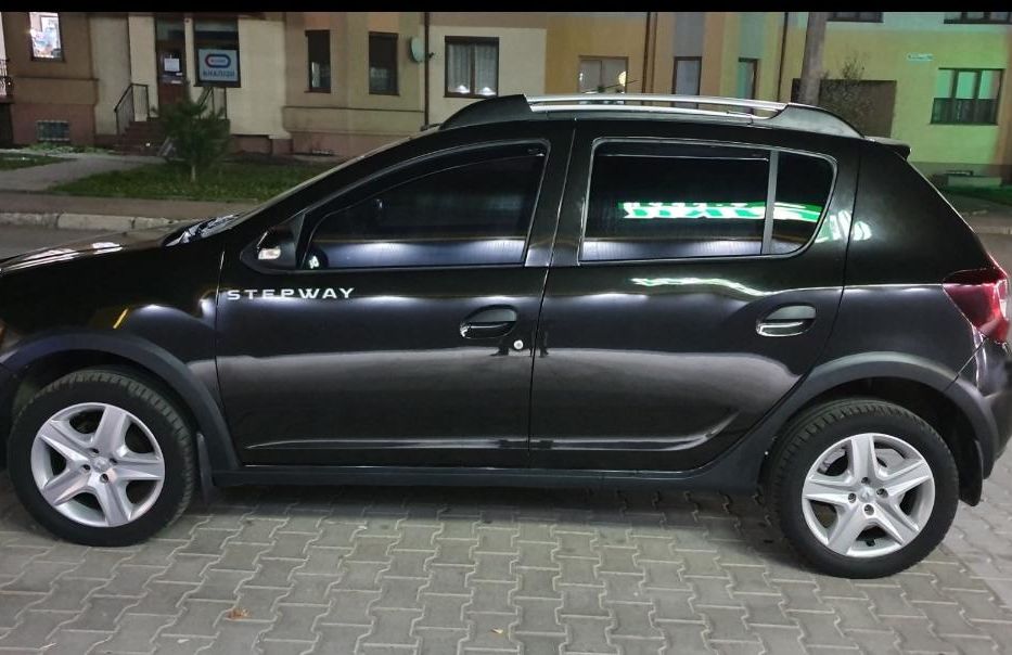 Продам Renault Sandero StepWay 2013 года в г. Дрогобыч, Львовская область