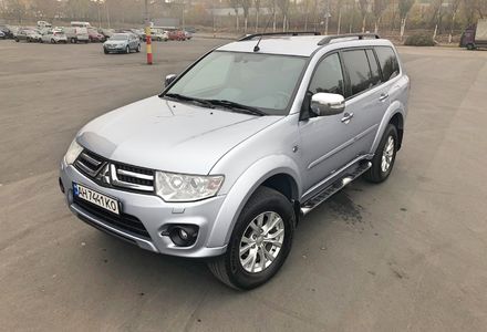 Продам Mitsubishi Pajero Sport Intense 2013 года в Киеве