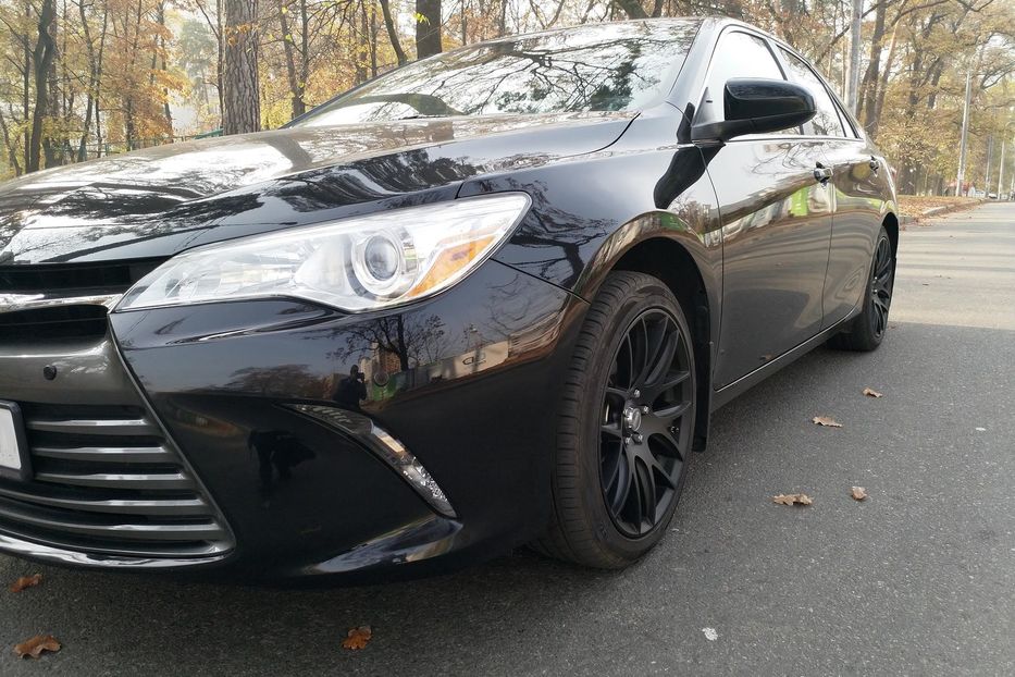 Продам Toyota Camry 2015 года в Киеве