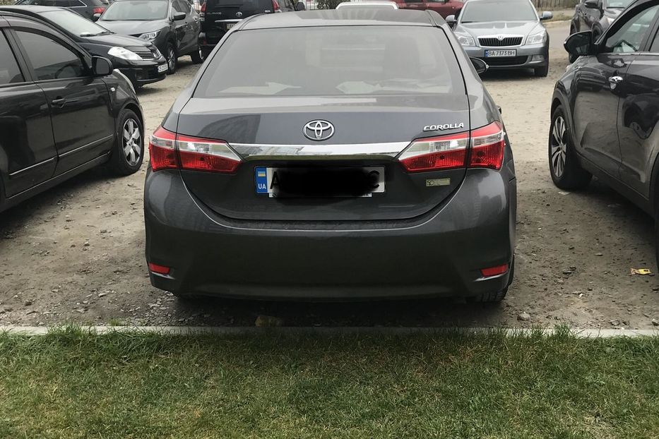 Продам Toyota Corolla 2016 года в Киеве