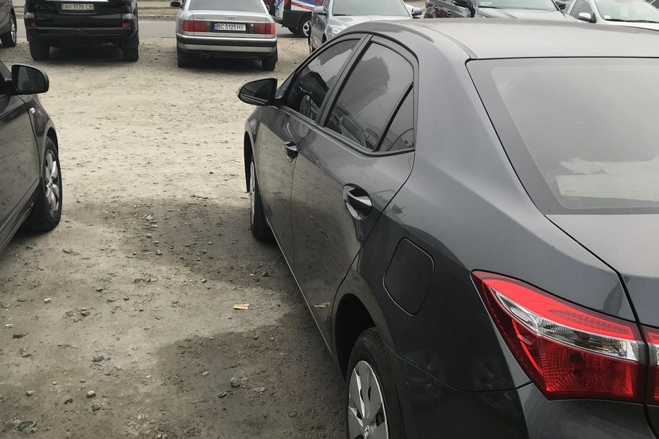 Продам Toyota Corolla 2016 года в Киеве