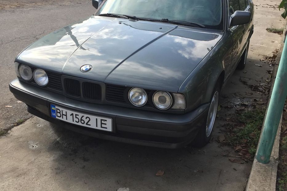 Продам BMW 520 1989 года в Одессе