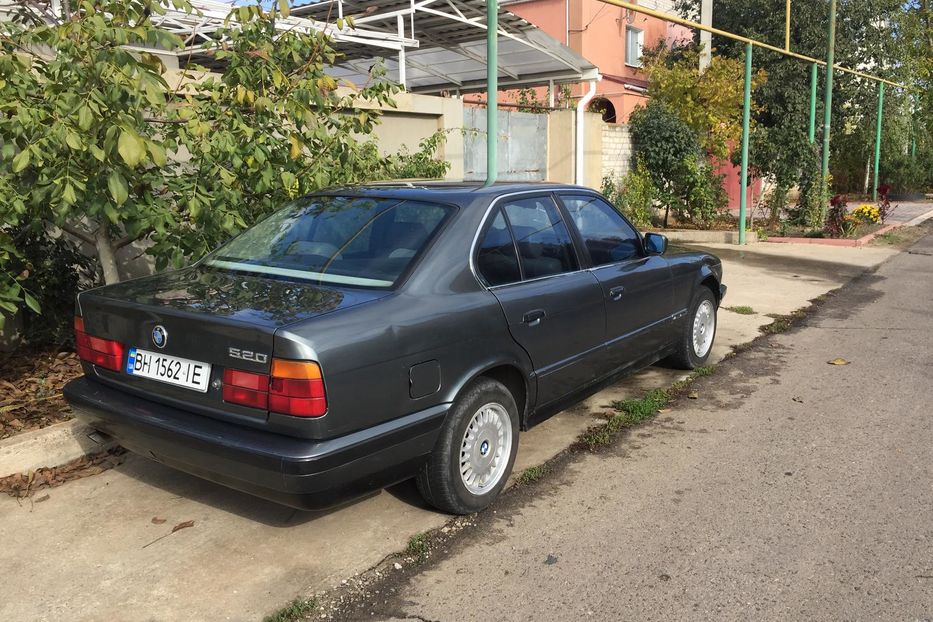 Продам BMW 520 1989 года в Одессе