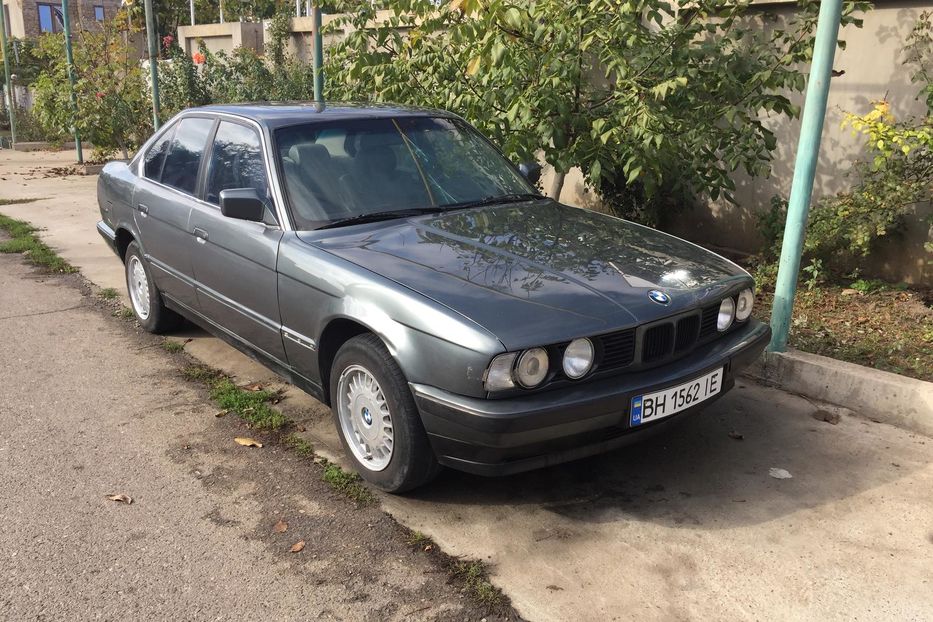 Продам BMW 520 1989 года в Одессе