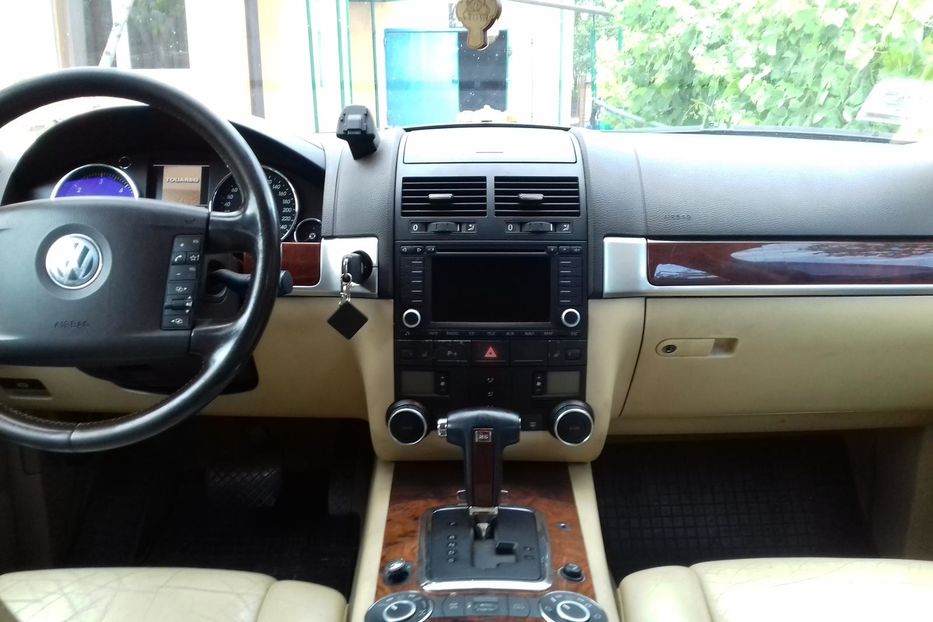 Продам Volkswagen Touareg 2003 года в г. Новомиргород, Кировоградская область