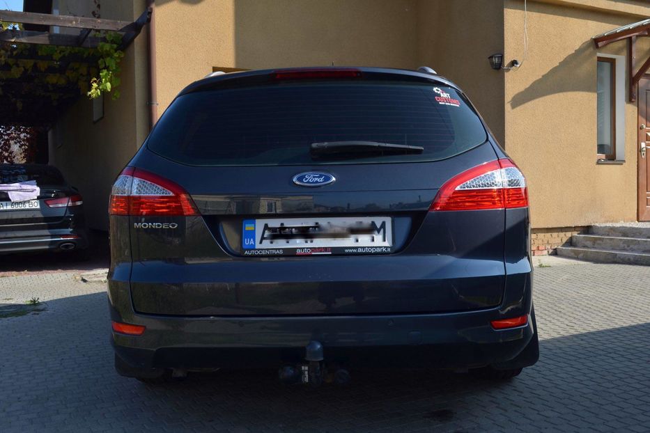 Продам Ford Mondeo Titanium 2010 года в Киеве