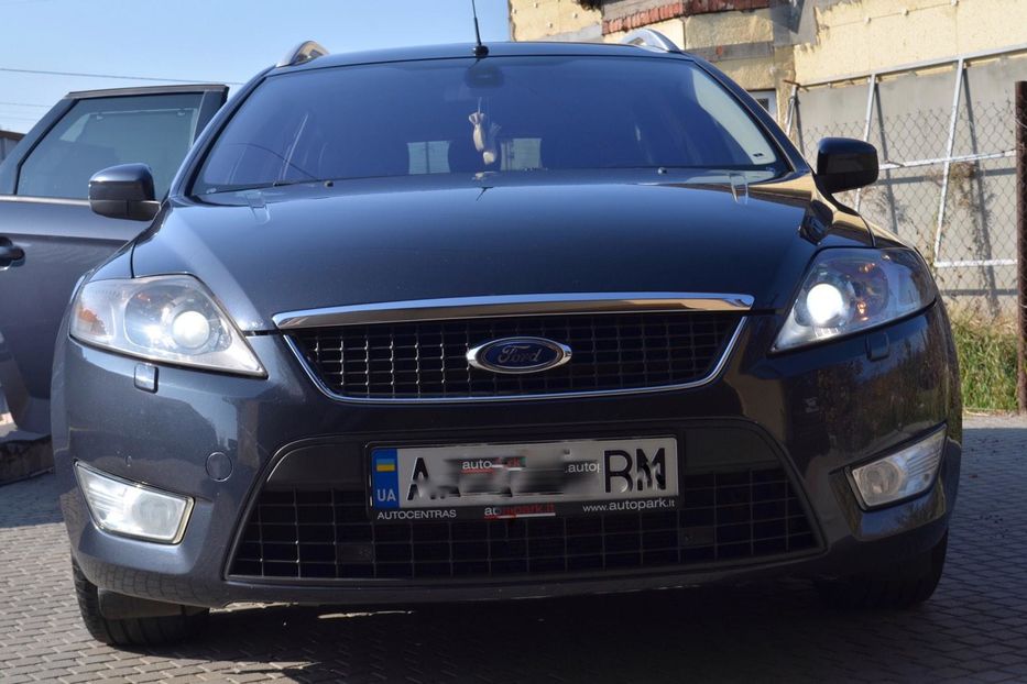 Продам Ford Mondeo Titanium 2010 года в Киеве