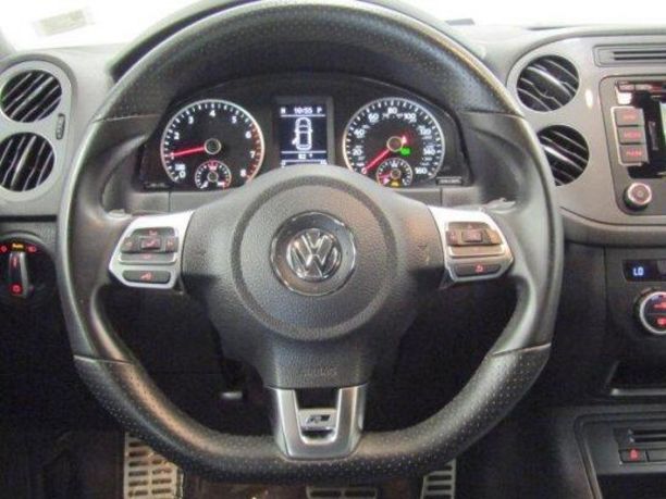 Продам Volkswagen Tiguan SEL 2015 года в Киеве