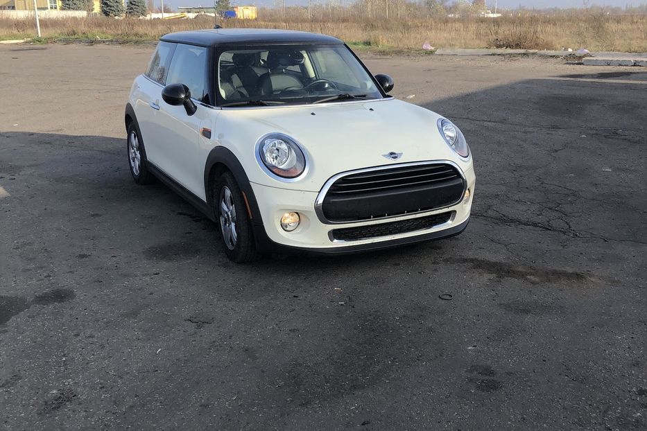 Продам MINI Cooper 2015 года в Киеве