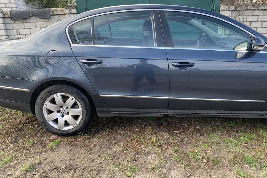 Продам Volkswagen Passat B6 2006 года в Харькове