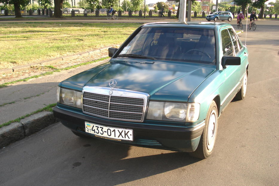 Продам Mercedes-Benz E-Class 190 в Харькове 1982 года ...