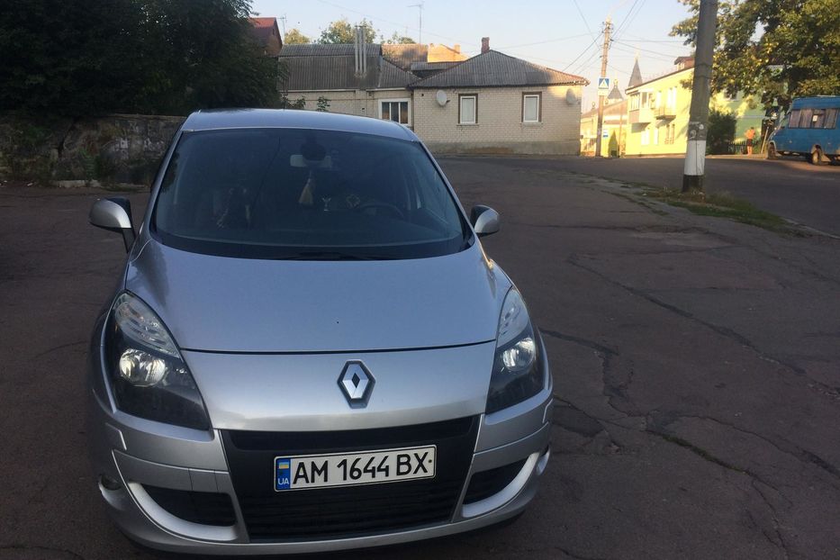 Продам Renault Scenic 2010 года в Житомире