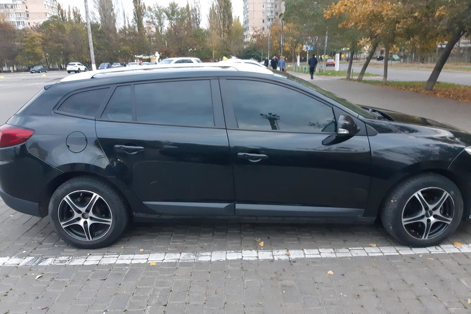 Продам Renault Megane 2013 года в Одессе