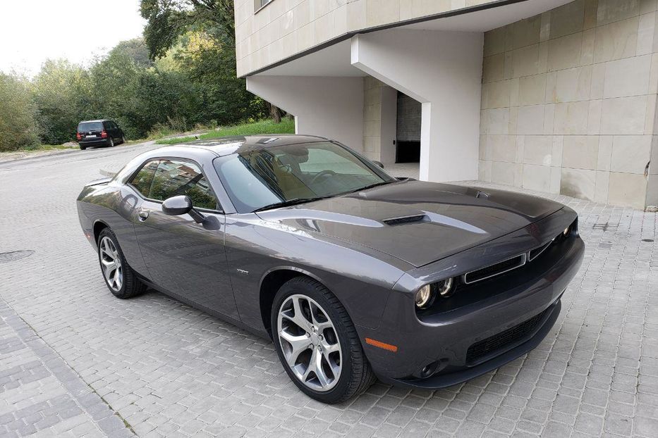 Продам Dodge Challenger 2017 года в Львове