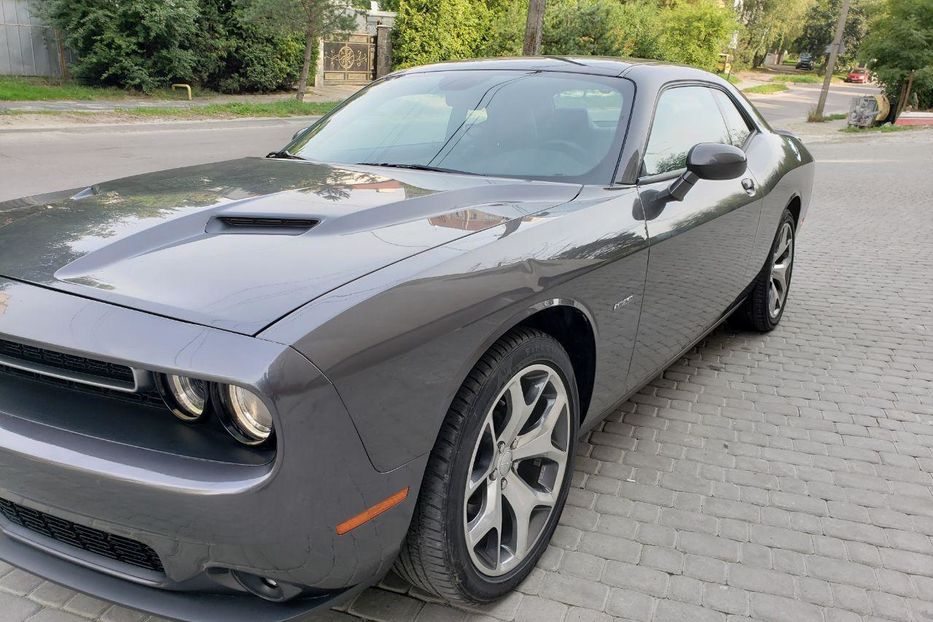 Продам Dodge Challenger 2017 года в Львове