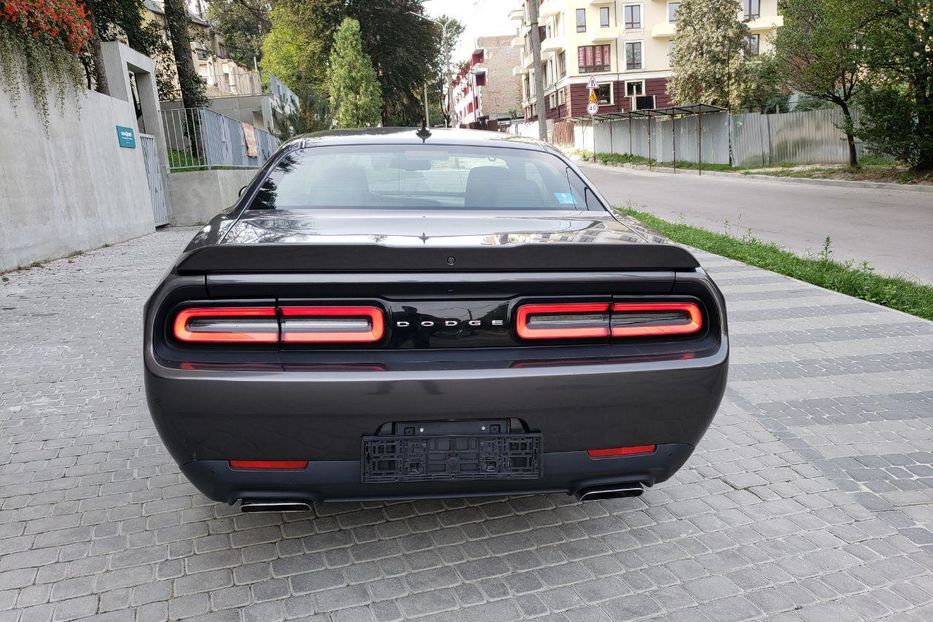 Продам Dodge Challenger 2017 года в Львове