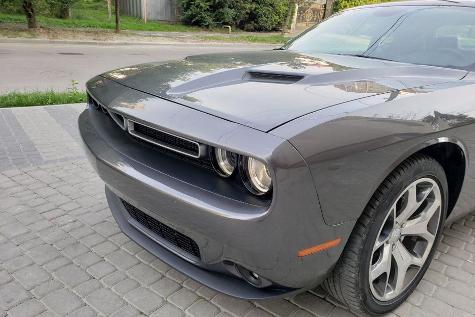 Продам Dodge Challenger 2017 года в Львове