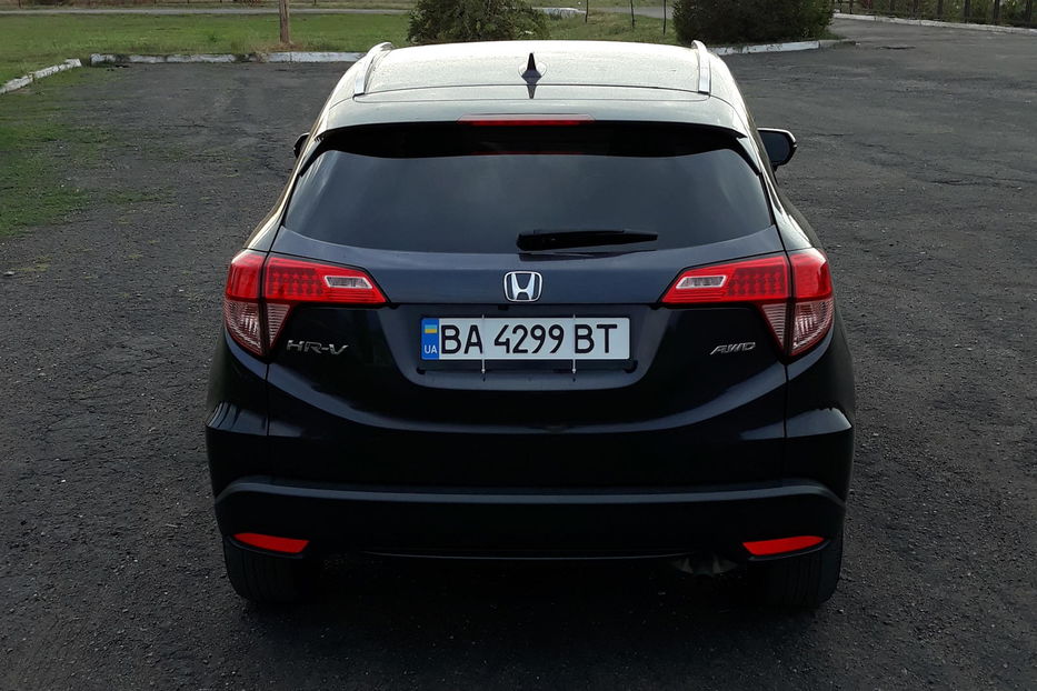 Продам Honda HR-V EXL NAVI 2015 года в Запорожье