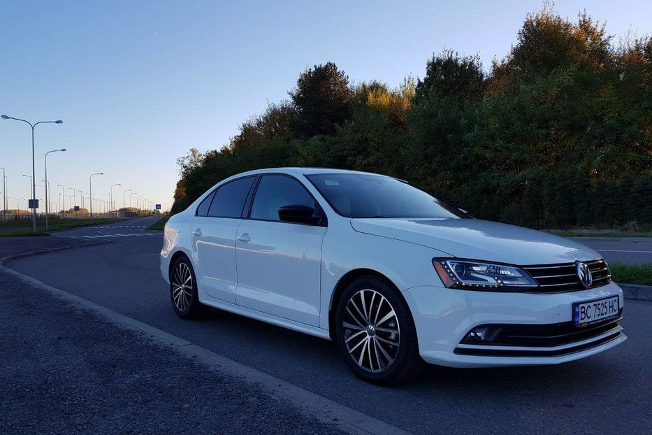 Продам Volkswagen Jetta 2016 года в Львове