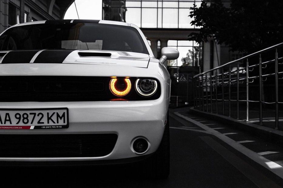 Продам Dodge Challenger 2016 года в Киеве