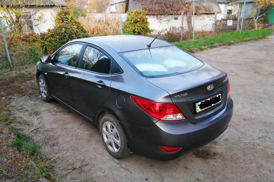 Продам Hyundai Solaris 2011 года в г. Козелец, Черниговская область