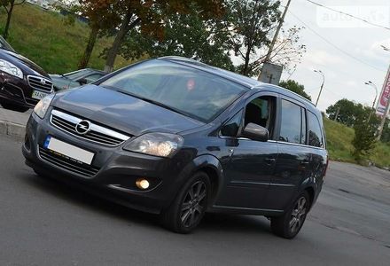 Продам Opel Zafira Минивен Edition 111 CDTI 2010 года в Киеве