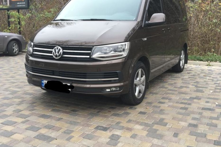 Продам Volkswagen Multivan 2016 года в Харькове