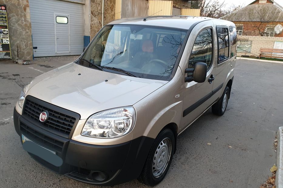 Продам Fiat Doblo пасс. Грузо-пассажир 2013 года в Харькове