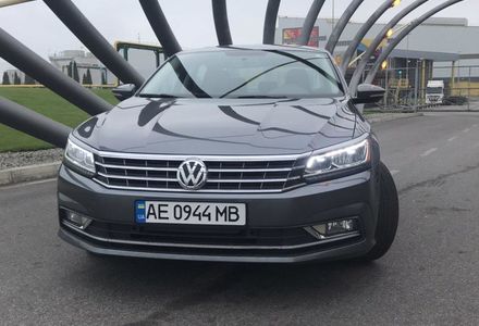 Продам Volkswagen Passat B8 2017 года в Днепре